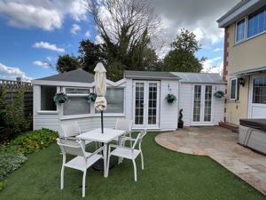 Photo 7- click for photo gallery